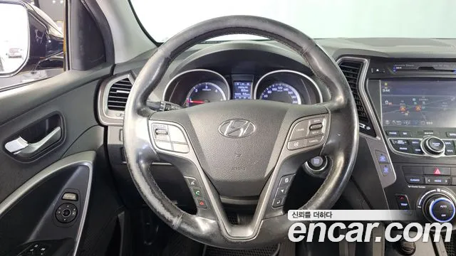Hyundai Santa Fe — фото 13