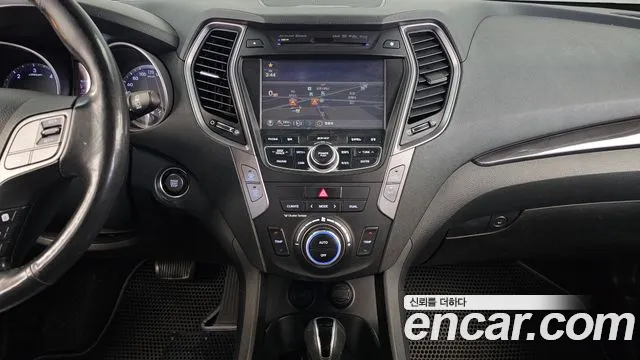 Hyundai Santa Fe — фото 15