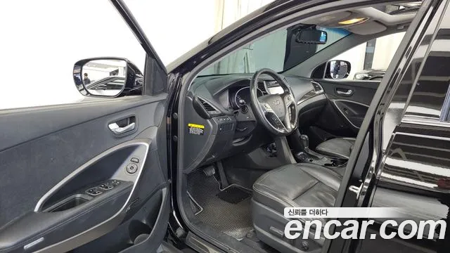 Hyundai Santa Fe — фото 10