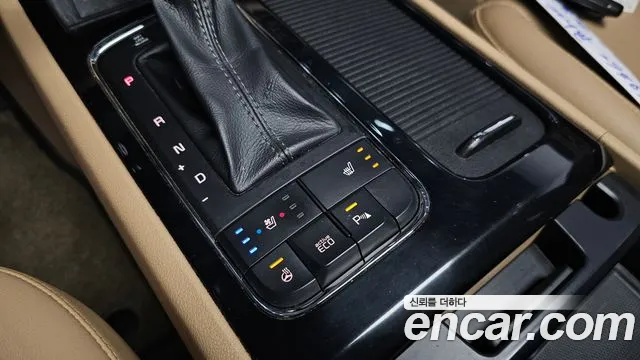 Kia Carnival — фото 28