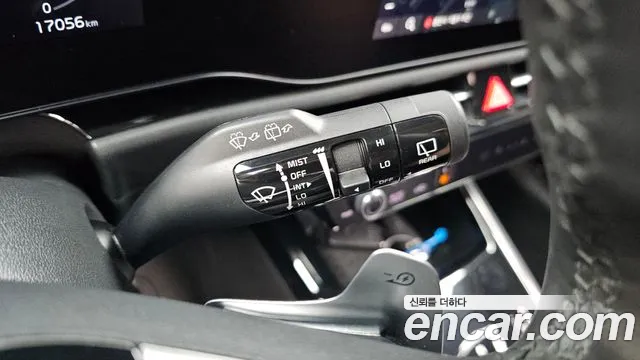 Kia Niro — фото 18