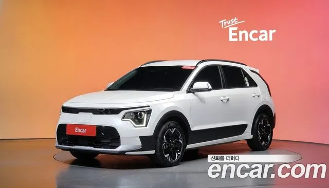 Kia Niro — фото 20