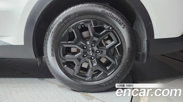 Kia Sorento — фото 21