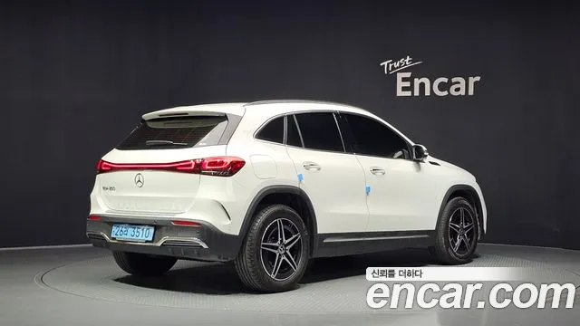 Mercedes-Benz EQA — фото 2