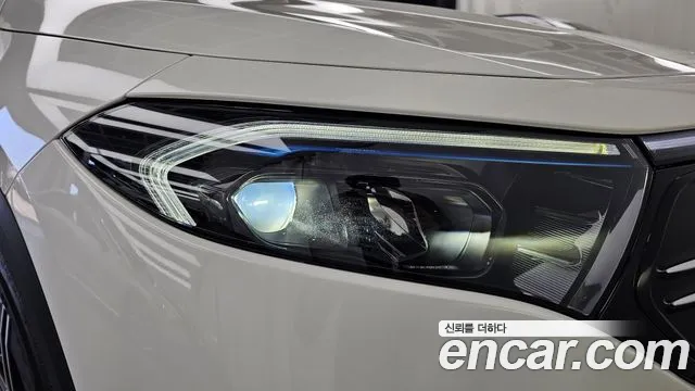 Mercedes-Benz EQA — фото 22