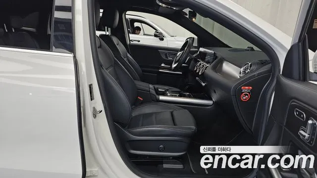 Mercedes-Benz EQA — фото 26
