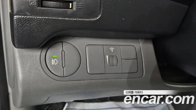 Hyundai Starex — фото 13