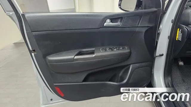 Kia Sportage — фото 24