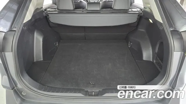 Toyota RAV4 — фото 15
