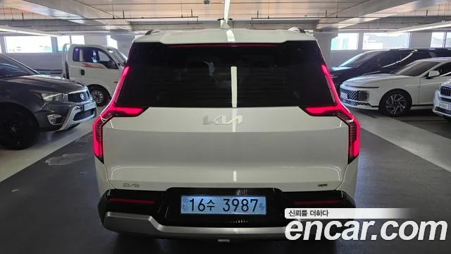 Kia EV9 — фото 4