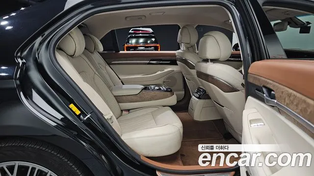 Genesis G90 — фото 10