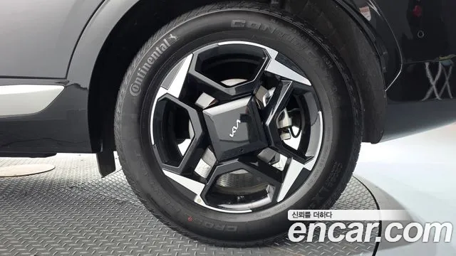 Kia Sportage — фото 21