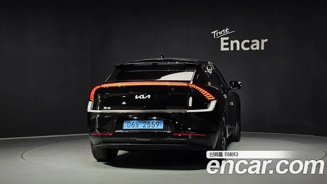 Kia EV6 — фото 4