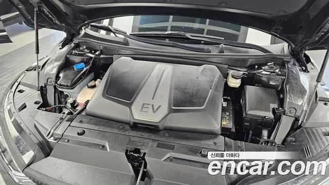 Kia EV6 — фото 6