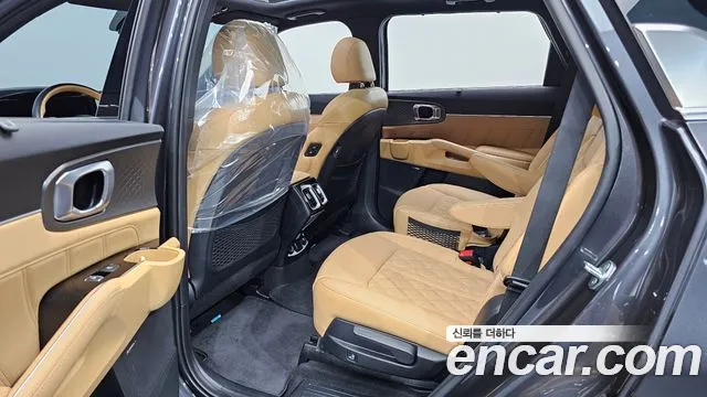 Kia Sorento — фото 11