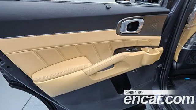 Kia Sorento — фото 25