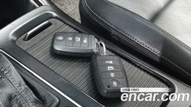 Kia Sorento — фото 16