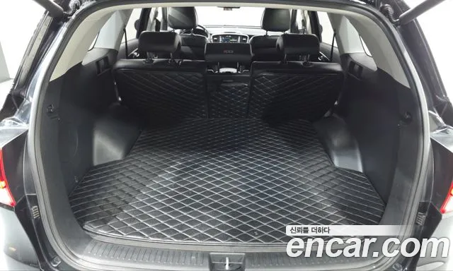 Kia Sorento — фото 18