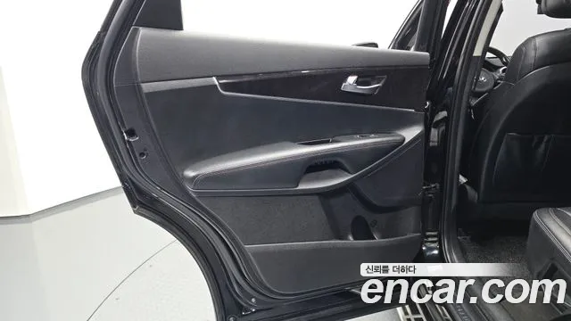Kia Sorento — фото 25