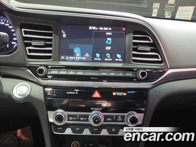Hyundai Avante — фото 10