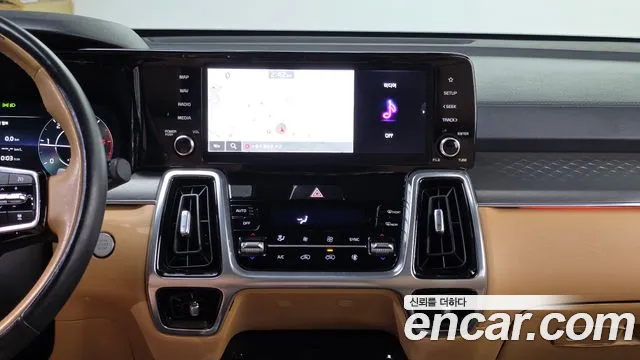 Kia Sorento — фото 13