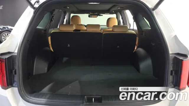 Kia Sorento — фото 19