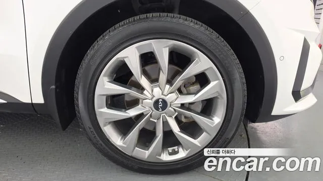 Kia Sorento — фото 21