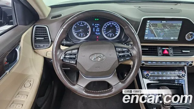 Hyundai Grandeur — фото 13