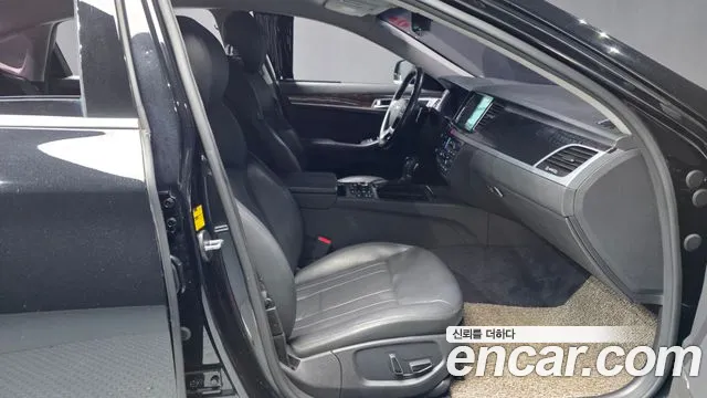 Hyundai Genesis — фото 11