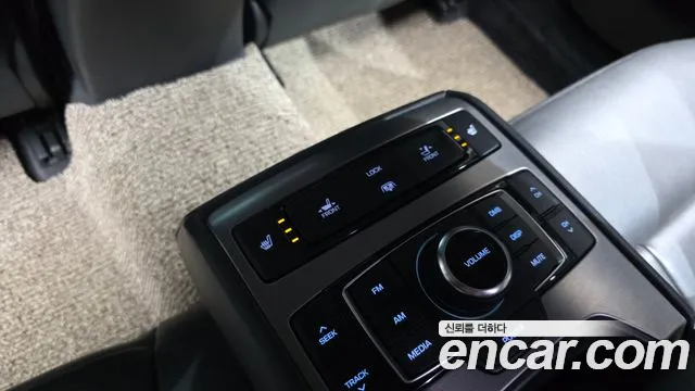 Hyundai Genesis — фото 19