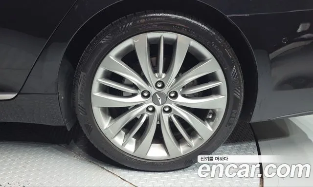 Hyundai Genesis — фото 21