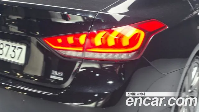 Hyundai Genesis — фото 23