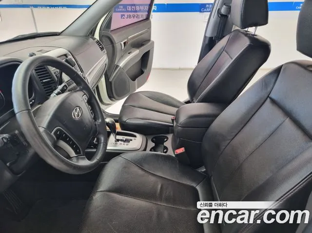 Hyundai Santa Fe — фото 10