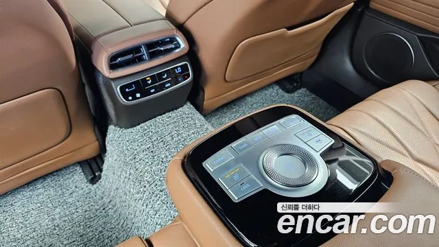 Genesis G80 — фото 19