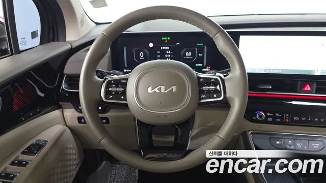 Kia Carnival — фото 13