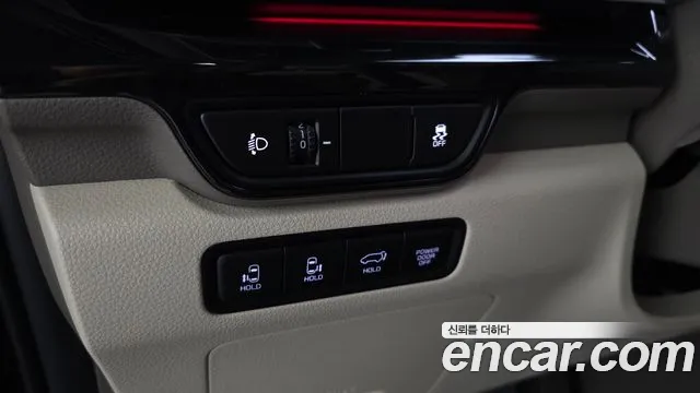 Kia Carnival — фото 27