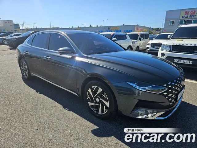 Hyundai Grandeur — фото 1
