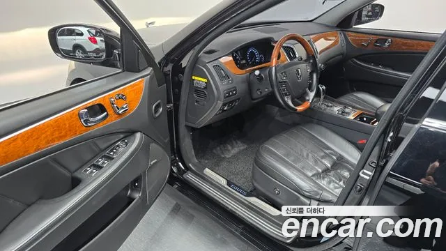 Hyundai Equus — фото 10