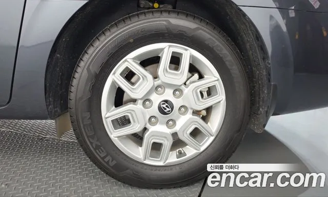 Hyundai Staria — фото 21