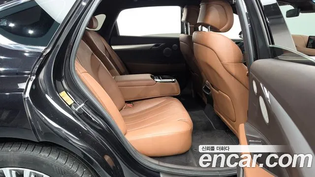 Genesis G80 — фото 11