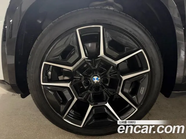 BMW XM — фото 5