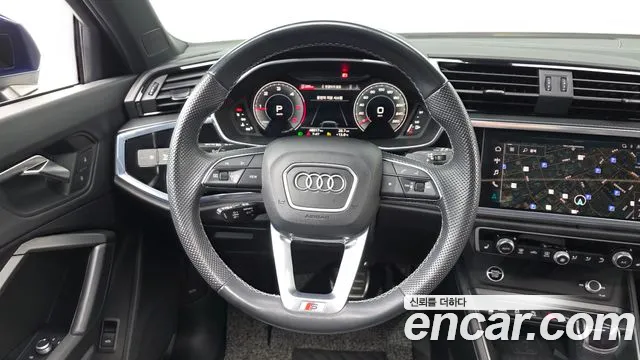 Audi Q3 — фото 13