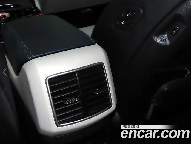 Kia Sportage — фото 14