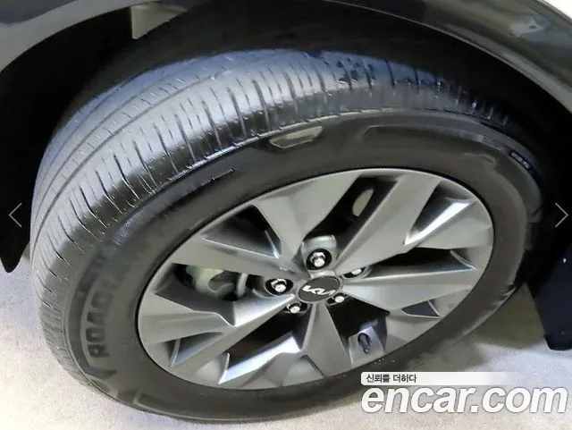 Kia Sportage — фото 20