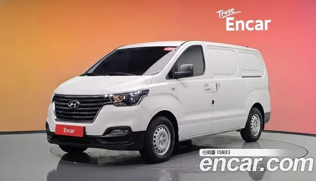 Hyundai Starex — фото 20