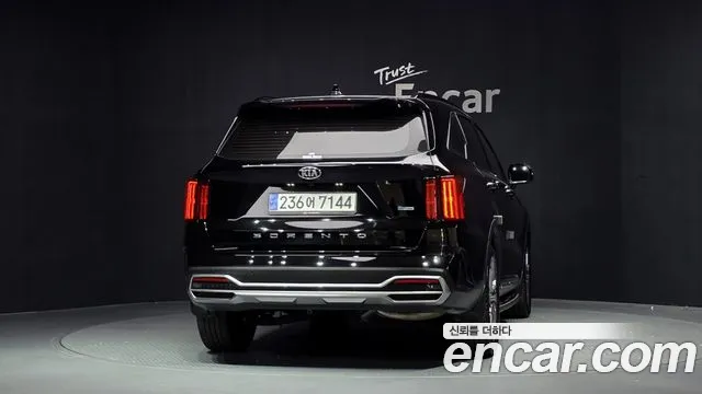 Kia Sorento — фото 3