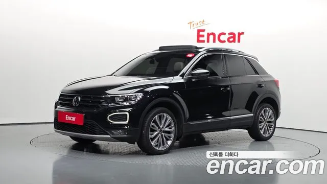Volkswagen T-Roc — фото 1