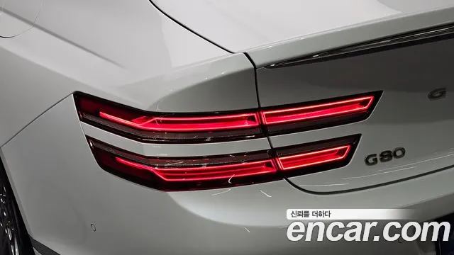 Genesis G80 — фото 23