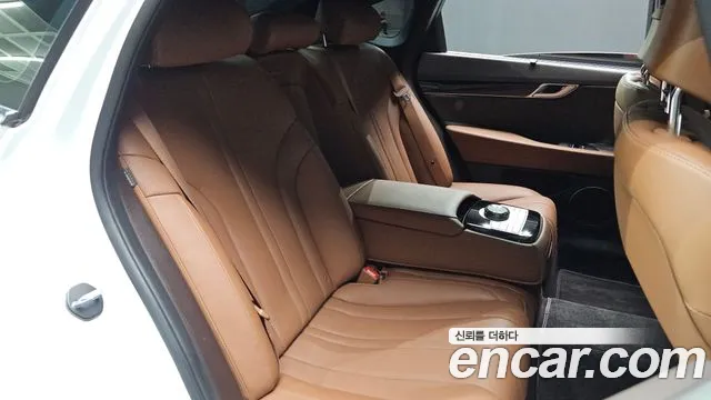Genesis G80 — фото 10