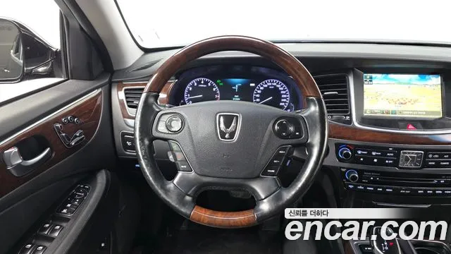 Hyundai Equus — фото 13